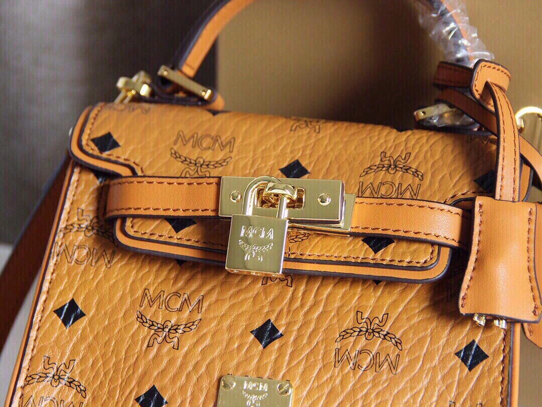 Seasonal MCM Top Handle Bags 90426