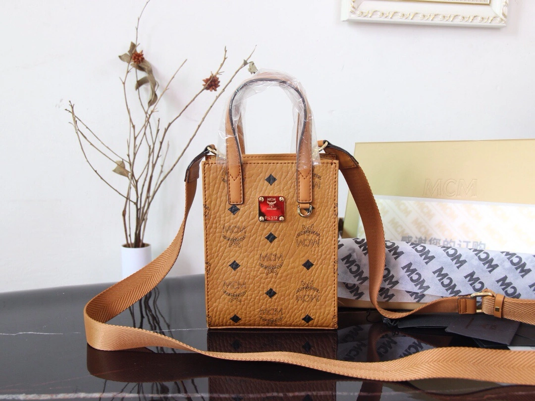 Versatile MCM Top Handle Bags 90418