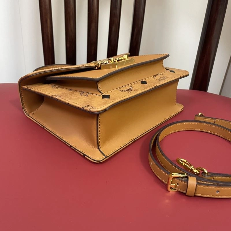 Versatile MCM Top Handle Bags 89612