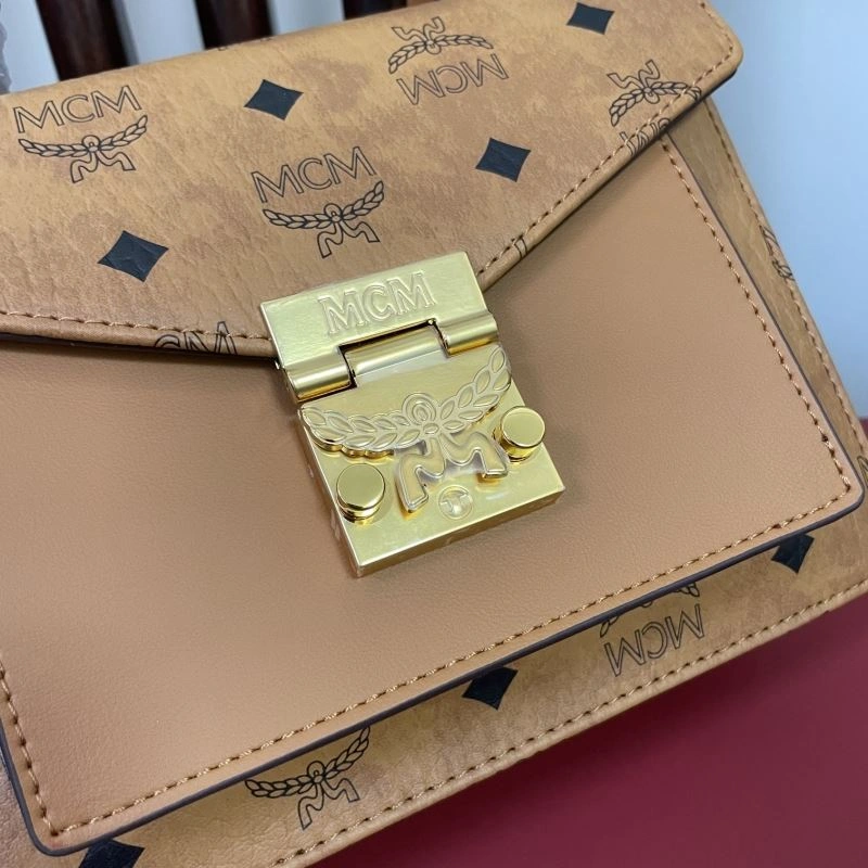 Versatile MCM Top Handle Bags 89612