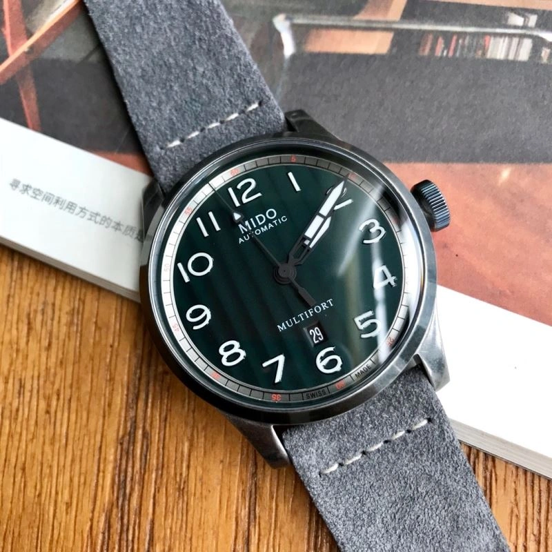 Vibrant MIDO Watches 190115