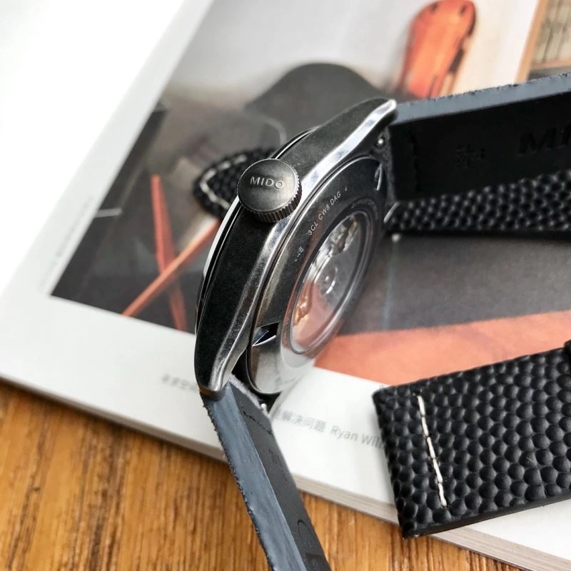 Vibrant MIDO Watches 190115