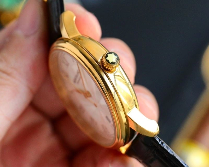 Contemporary MONTBLANC Watches 190159