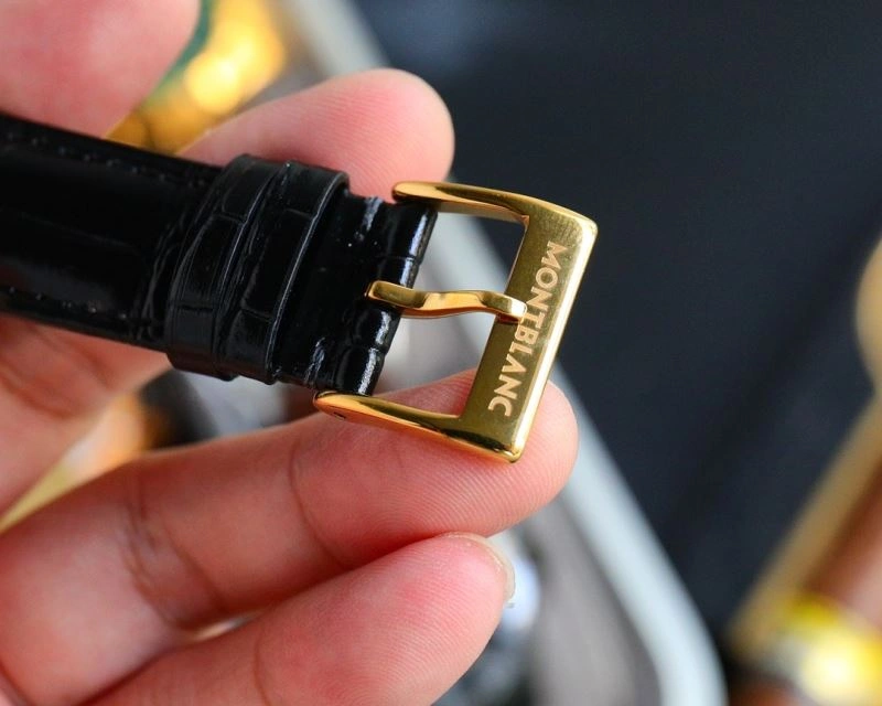 Contemporary MONTBLANC Watches 190159