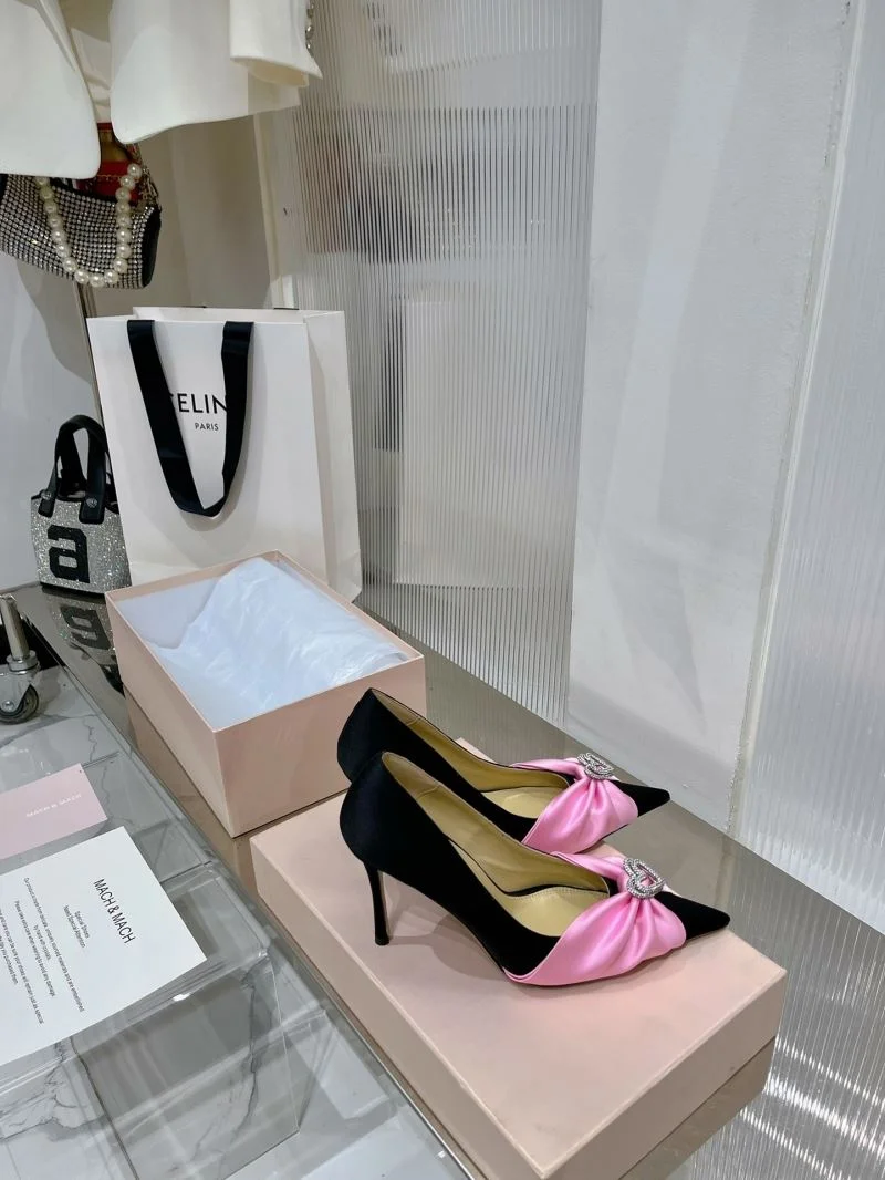SmoothTexture Mach Mach Sandals 7752