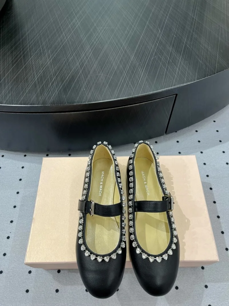 DailyWear Mach Mach Shoes 7748