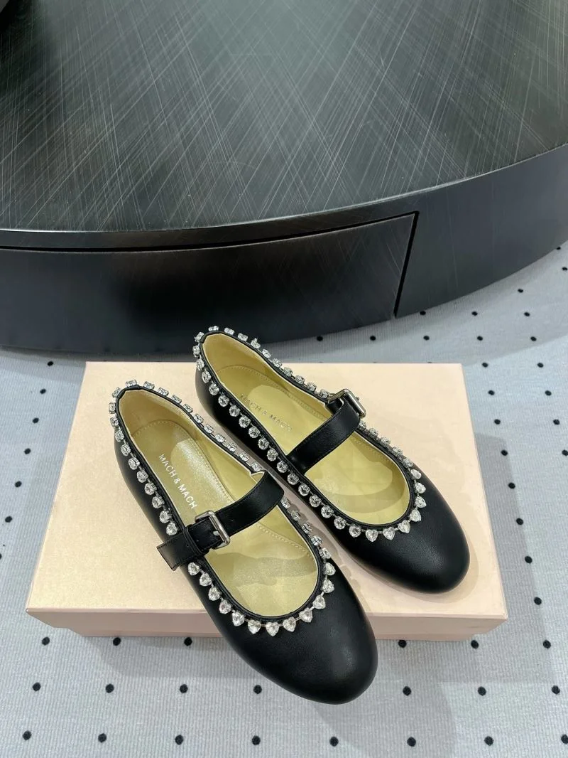 DailyWear Mach Mach Shoes 7748