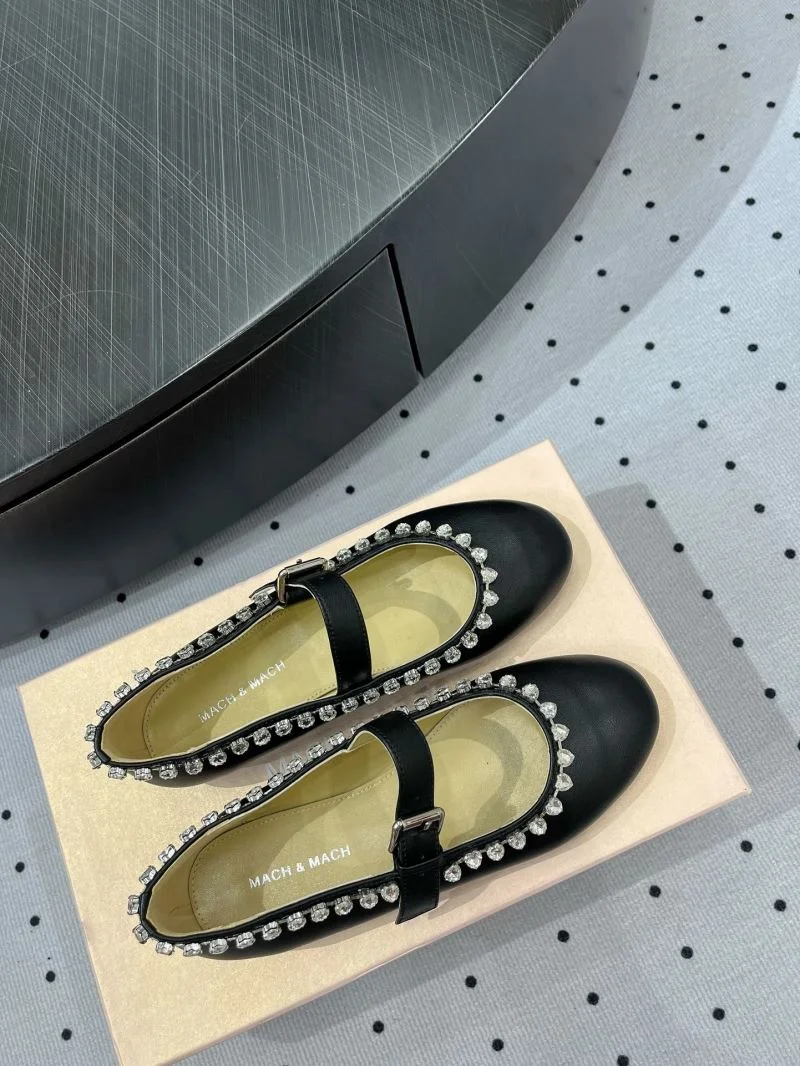 DailyWear Mach Mach Shoes 7748