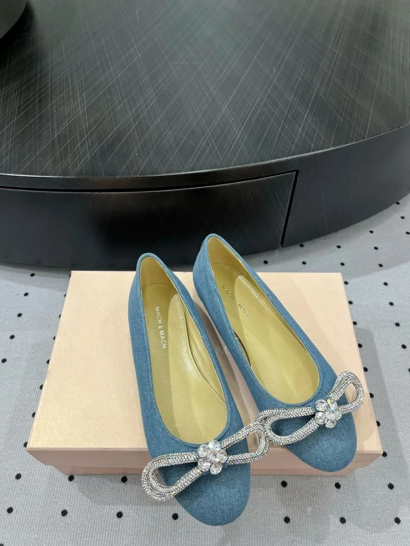 UrbanChic Mach Mach Shoes 7695