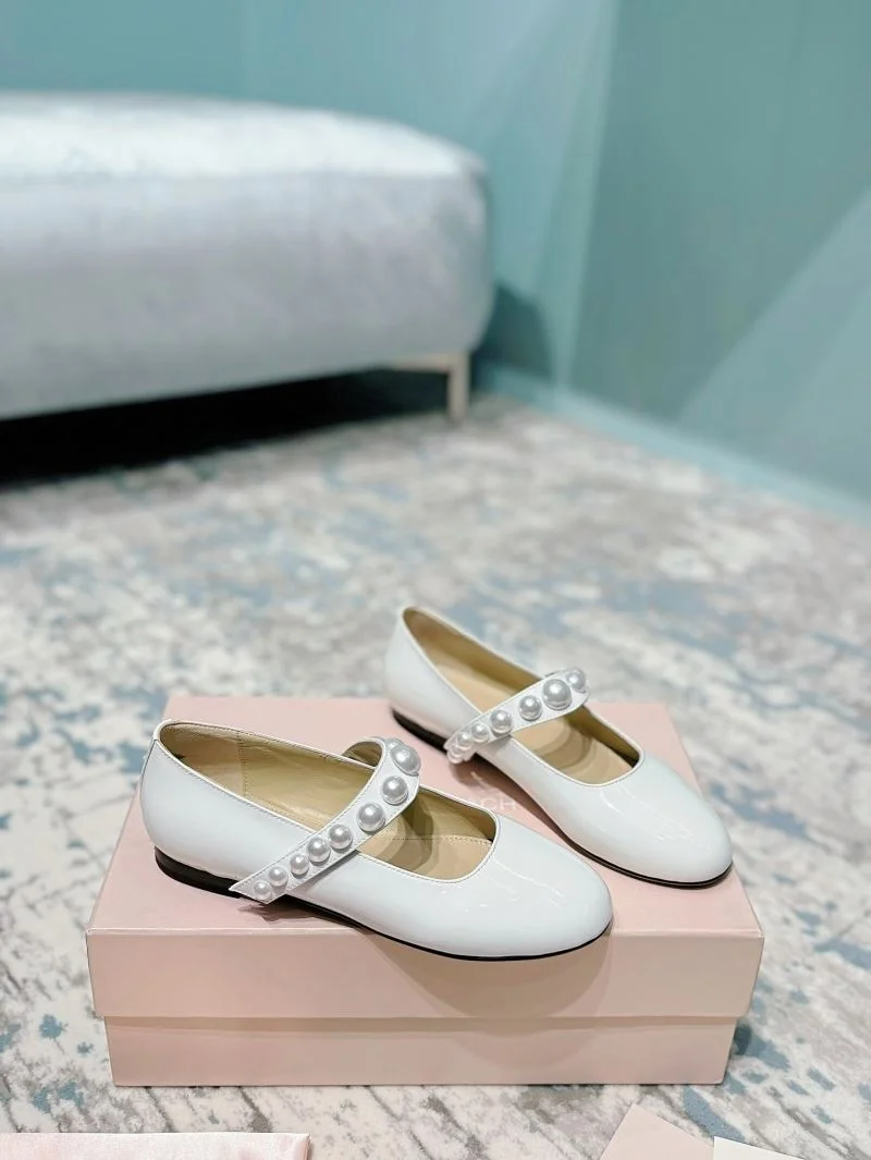 Timeless Mach Mach Shoes 7704