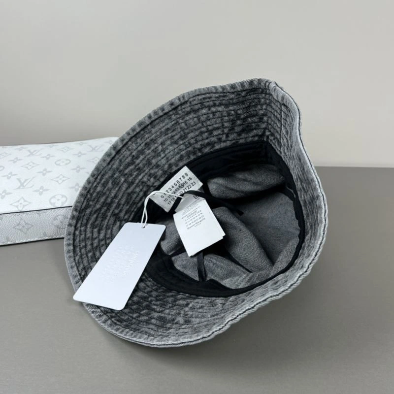 Durable Maison Margiela Caps 257771