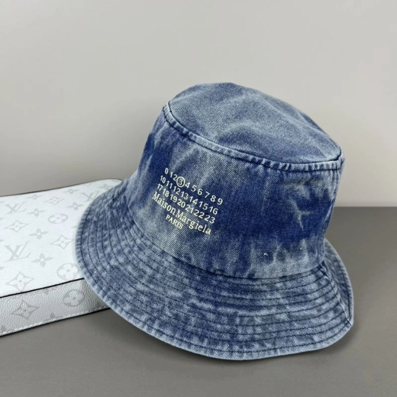 Maison Margiela Caps Breathable 257769