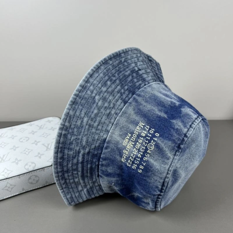 Maison Margiela Caps Breathable 257769