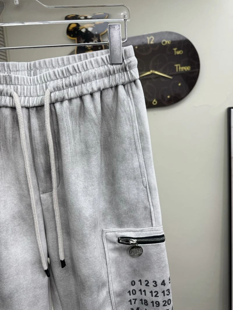 Maison Margiela Long Pants TechFriendly 162568