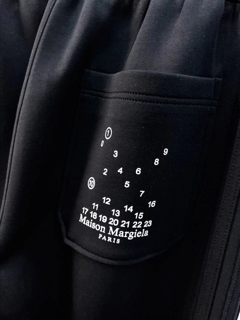 Maison Margiela Long Pants Sporty 162518