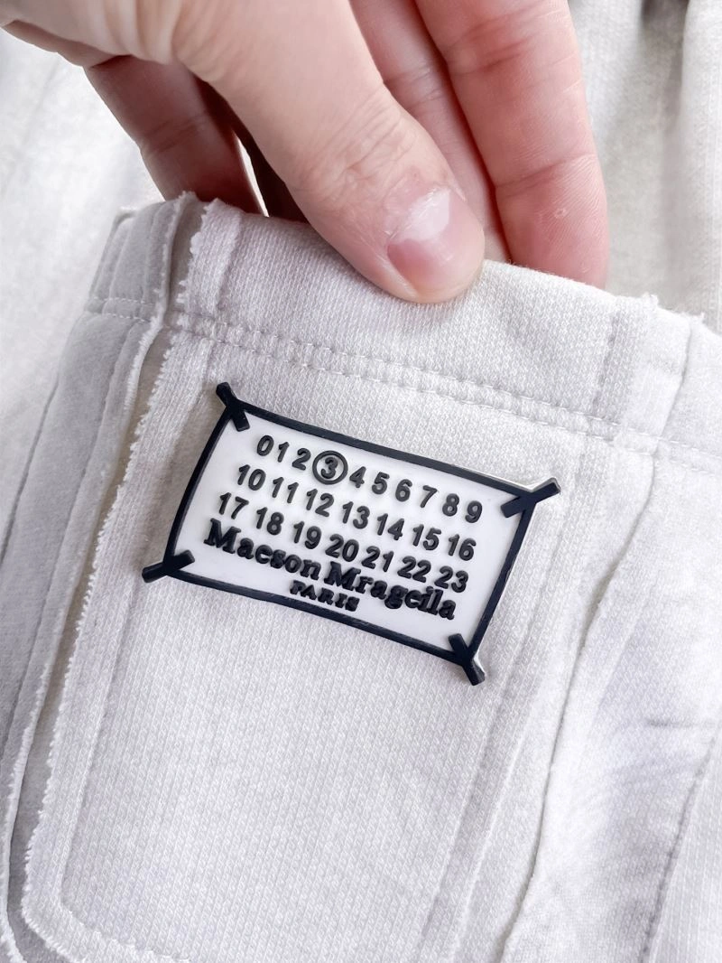 Maison Margiela Long Pants Reliable 162514