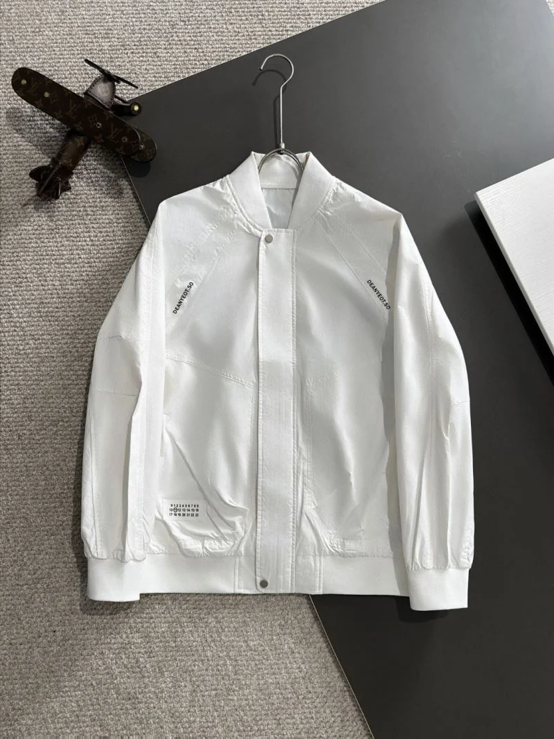 Maison Margiela Outwear Breathable 163619