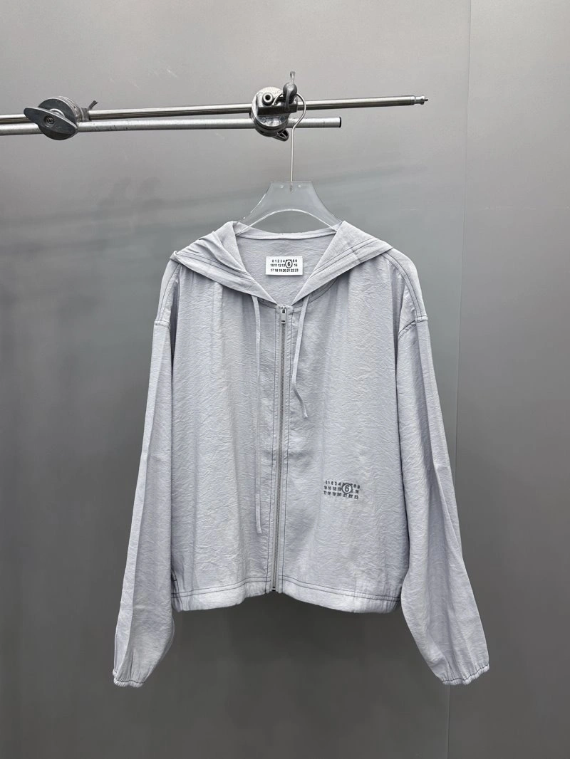 Fashionable Maison Margiela Outwear 149349