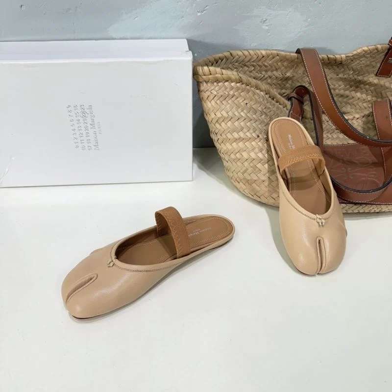 Vibrant Maison Margiela Sandals 11742