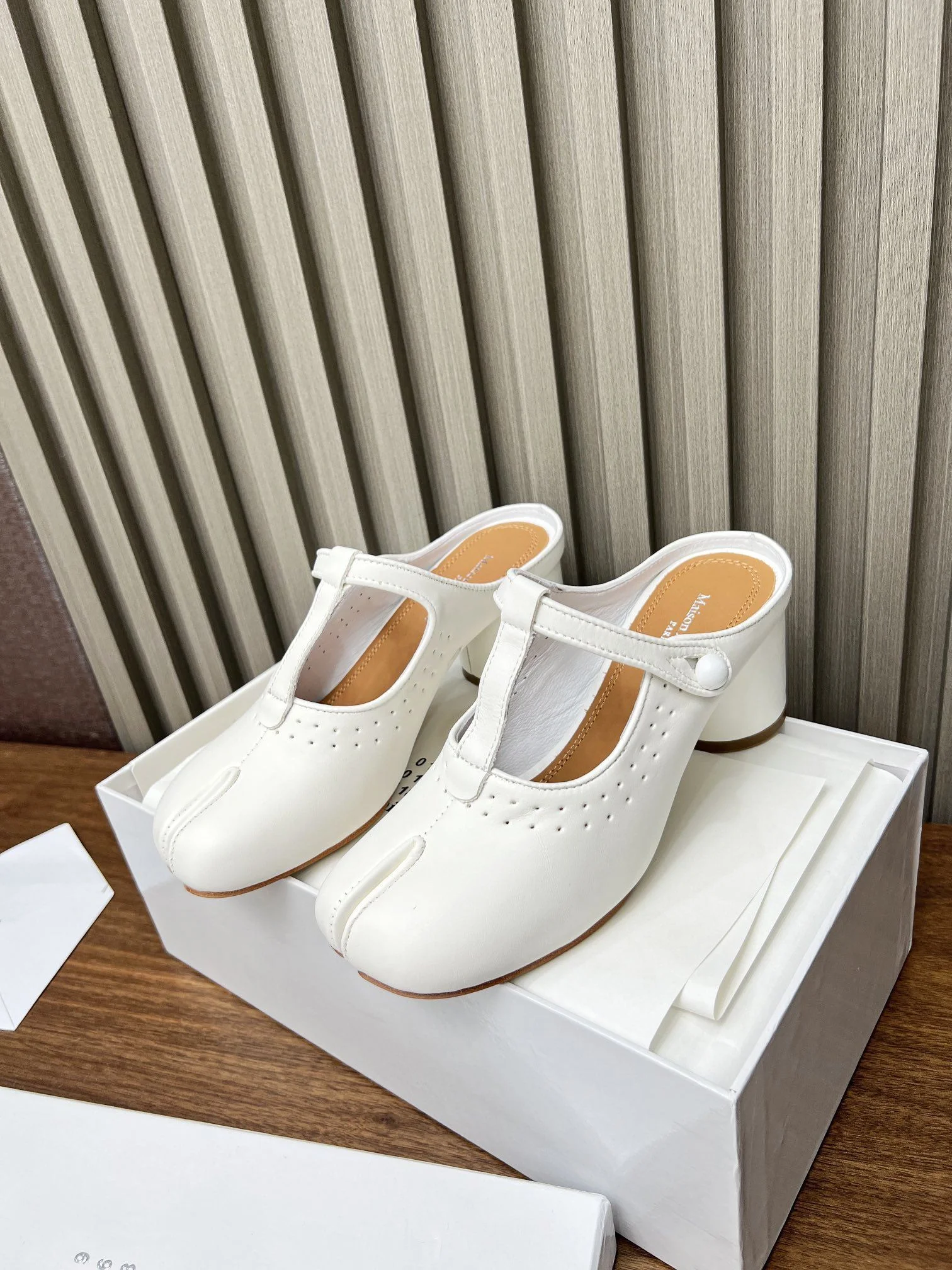 Maison Margiela Sandals Cozy 6183