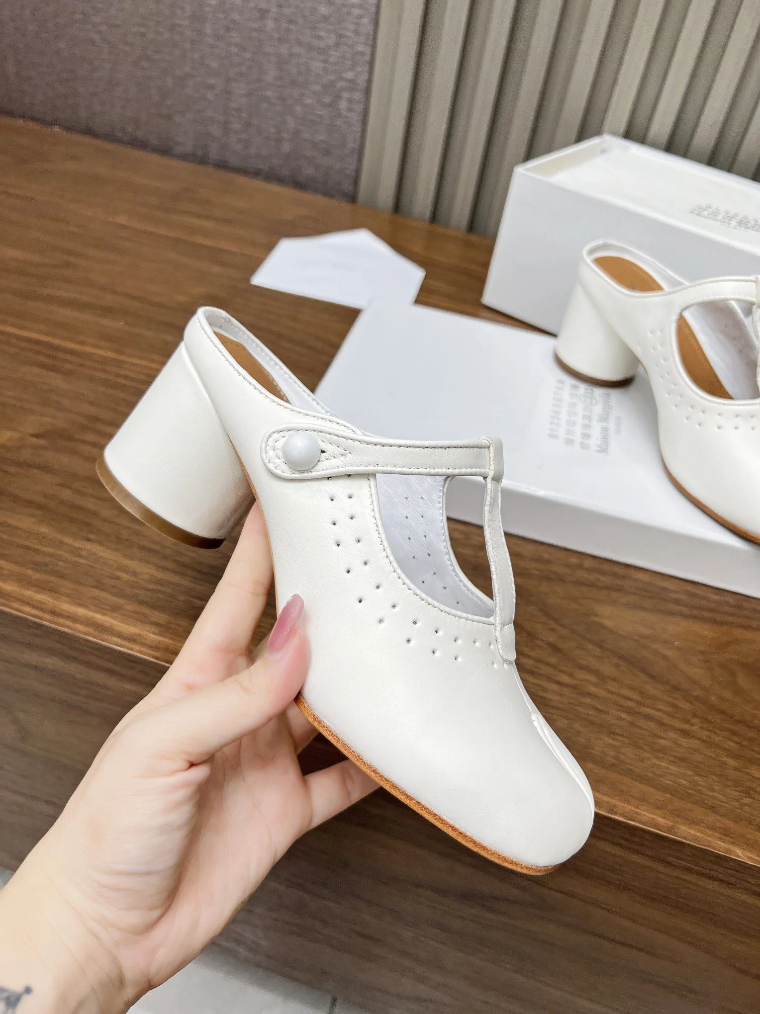 Maison Margiela Sandals Cozy 6183