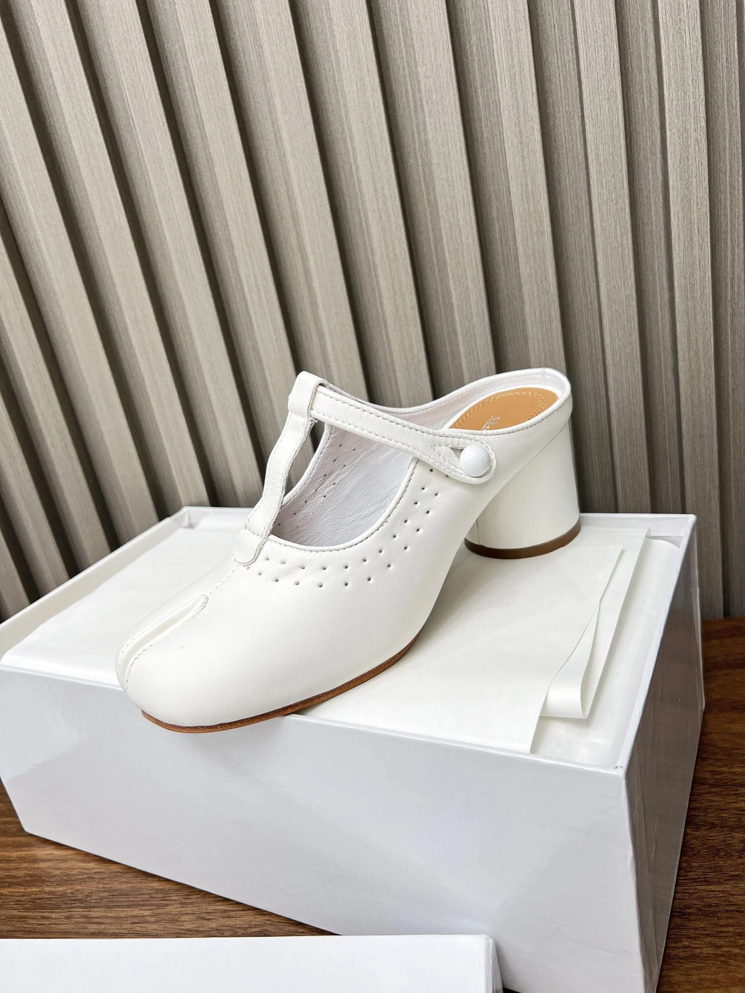 Maison Margiela Sandals Cozy 6183