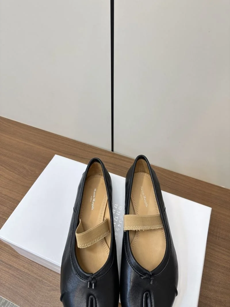 Maison Margiela Sandals Breathable 6169
