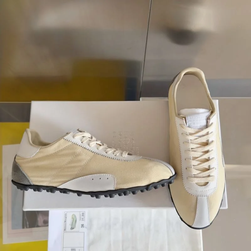 Elegant Maison Margiela Shoes 7670