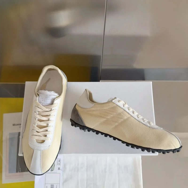 Elegant Maison Margiela Shoes 7670