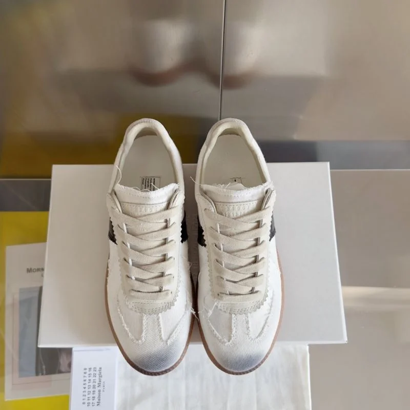 Sleek Maison Margiela Shoes 7653