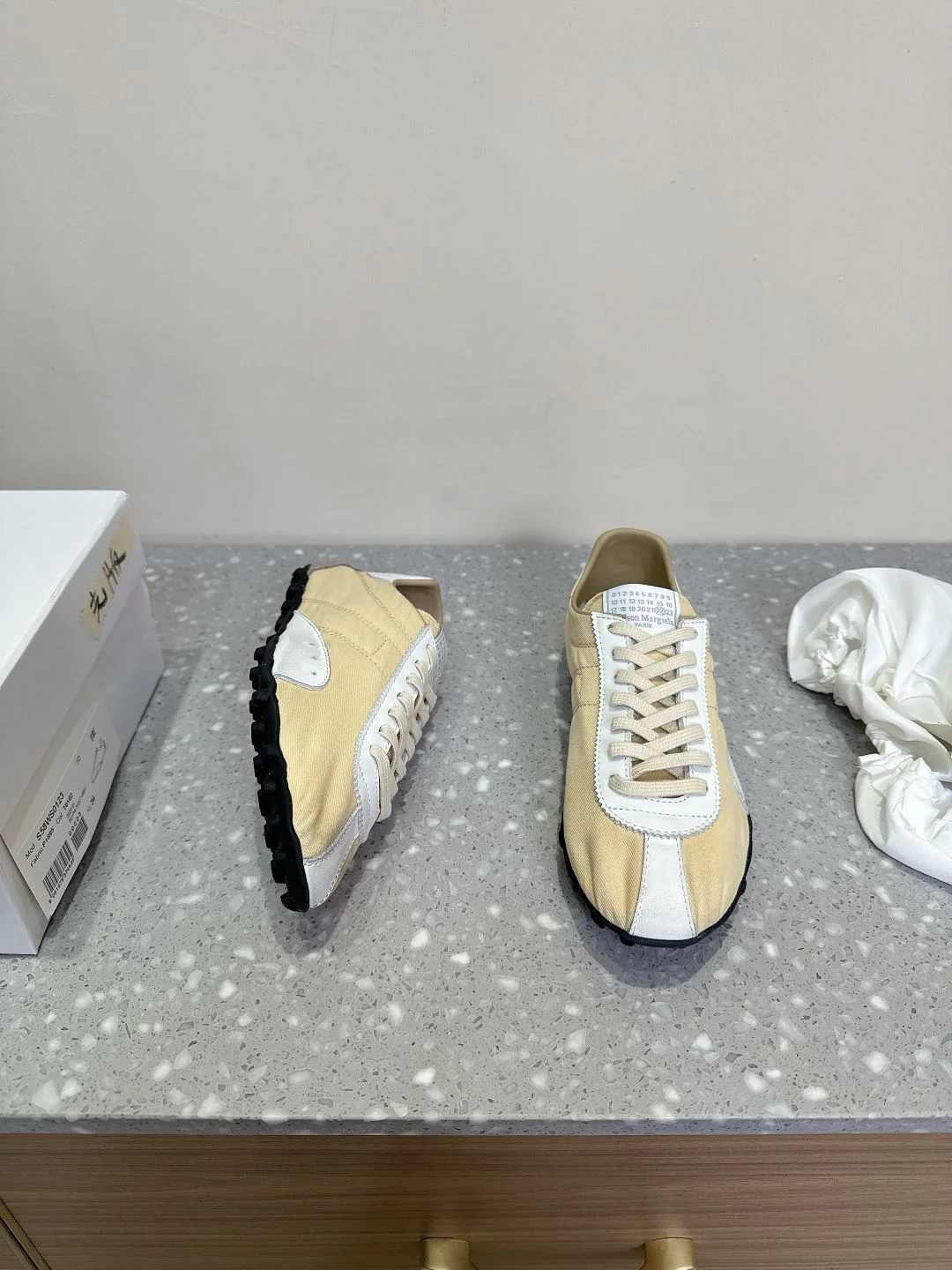 SmoothTexture Maison Margiela Shoes 7660