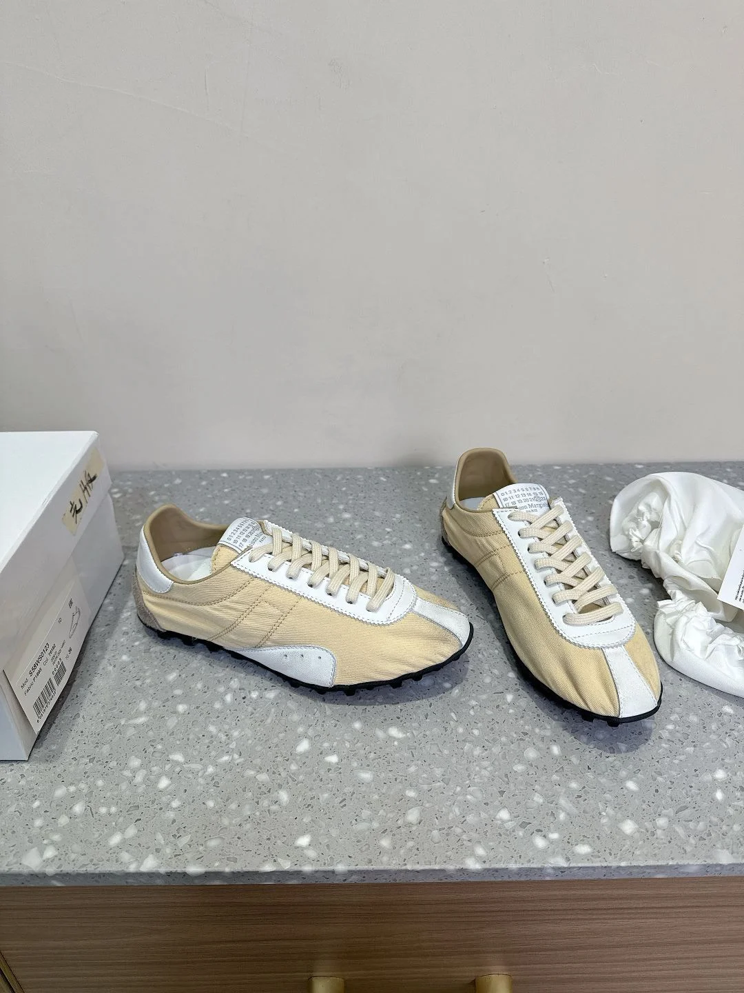 SmoothTexture Maison Margiela Shoes 7660