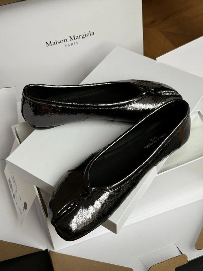 Flexible Maison Margiela Shoes 11718
