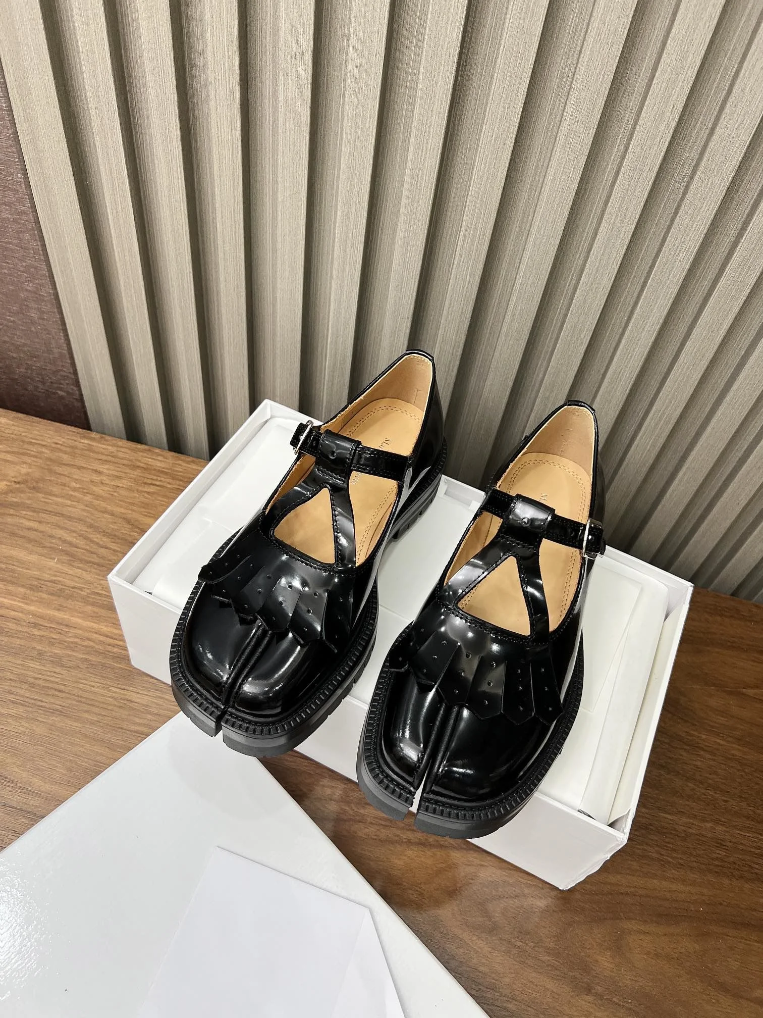 SportInspired Maison Margiela Shoes 6143
