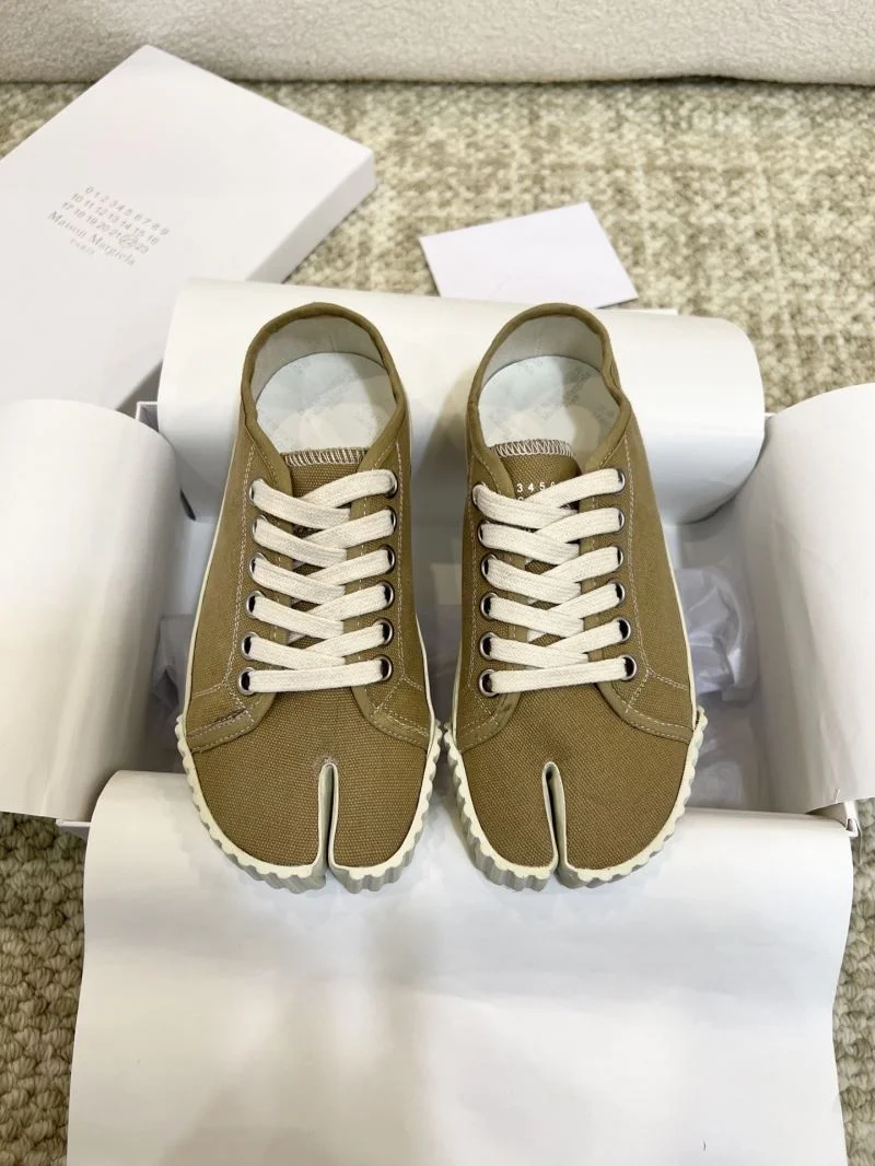 Maison Margiela Shoes ComfortFit 6154
