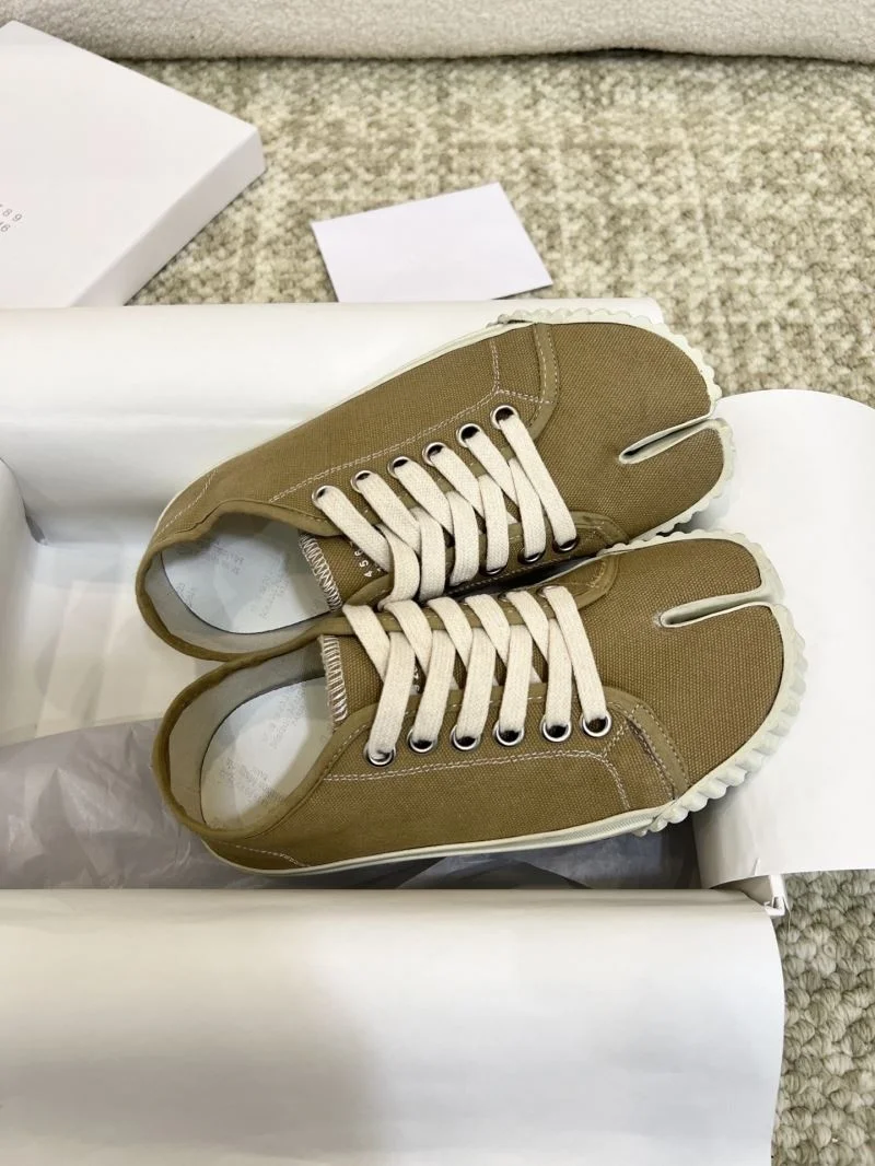 Maison Margiela Shoes ComfortFit 6154
