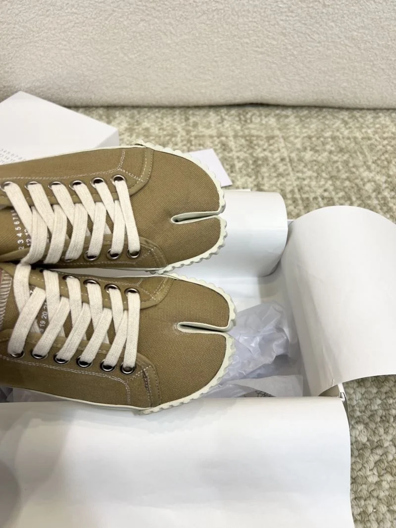 Maison Margiela Shoes ComfortFit 6154