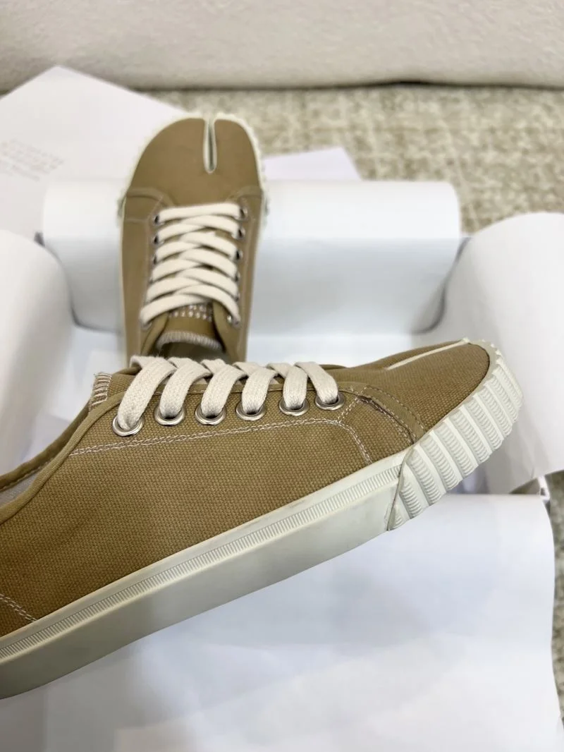 Maison Margiela Shoes ComfortFit 6154