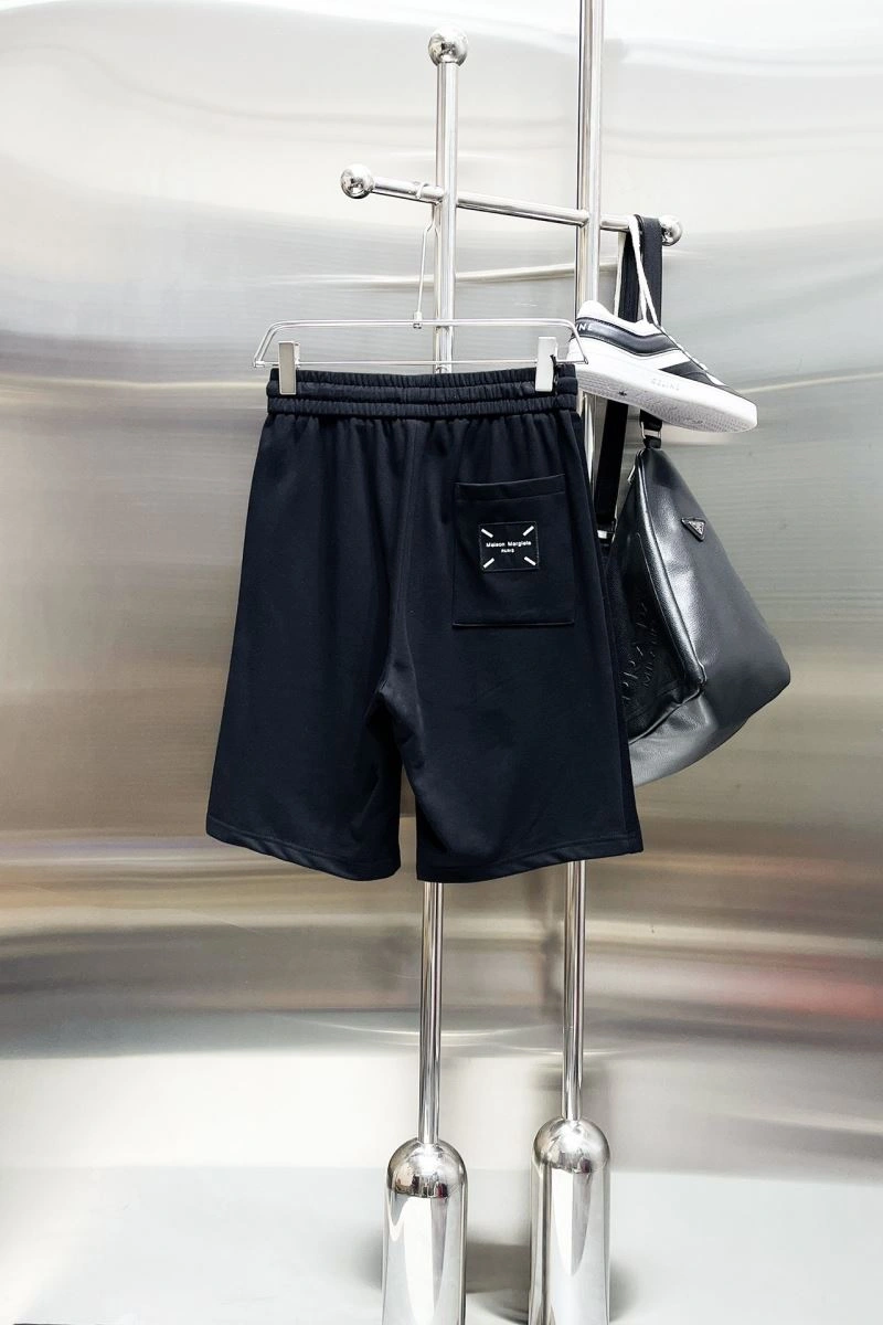 Effortless Maison Margiela Short Pants 162508