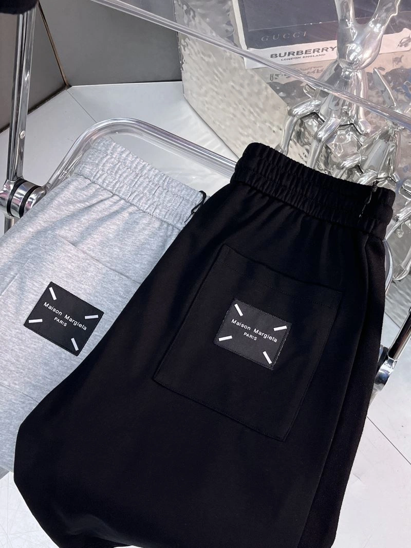 Maison Margiela Short Pants TechFriendly 161437