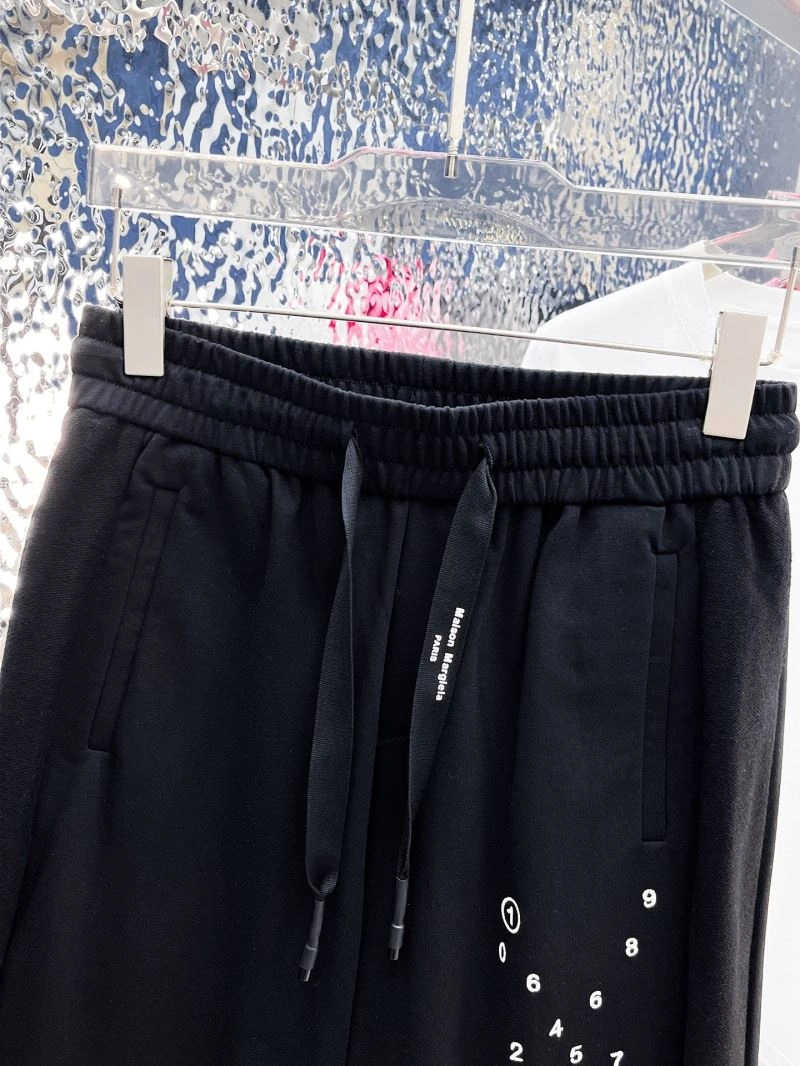 Maison Margiela Short Pants TechFriendly 161437