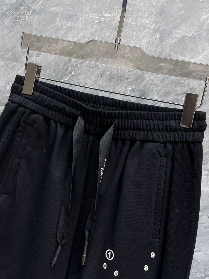 Stylish Maison Margiela Short Pants 161536
