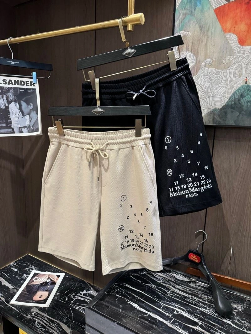 Maison Margiela Short Pants Trendsetting 161433