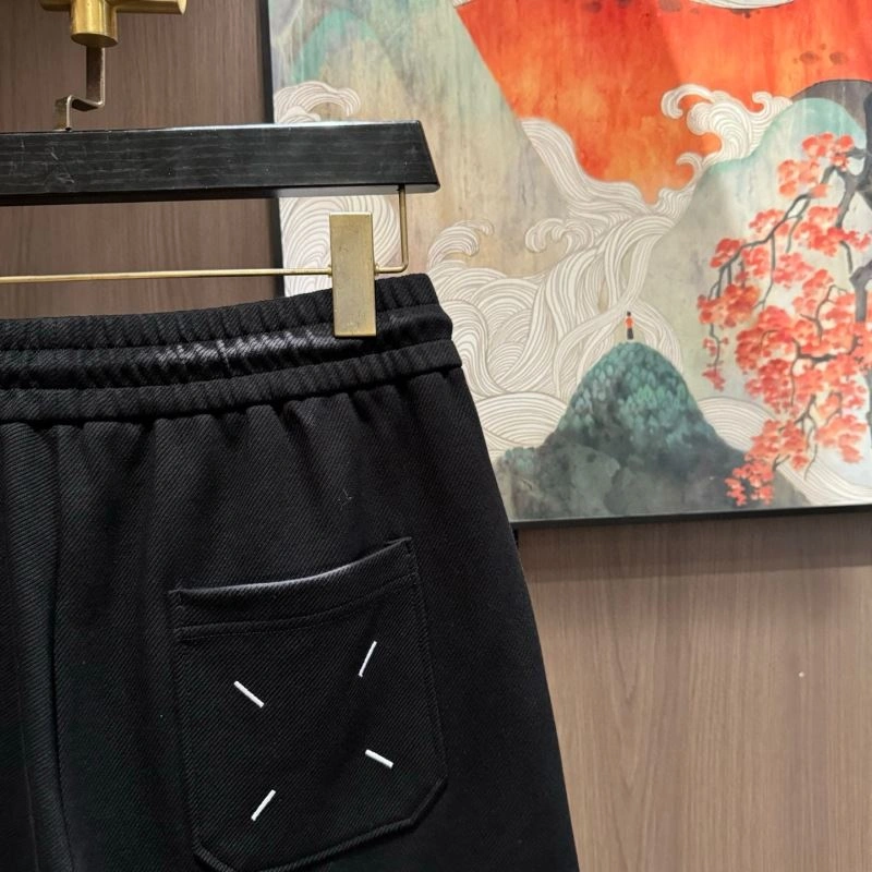 Maison Margiela Short Pants Trendsetting 161433