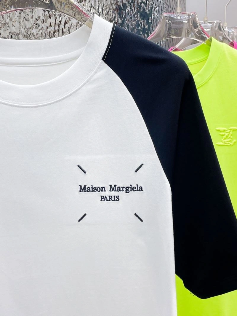 Unisex Maison Margiela T-Shirts 162493