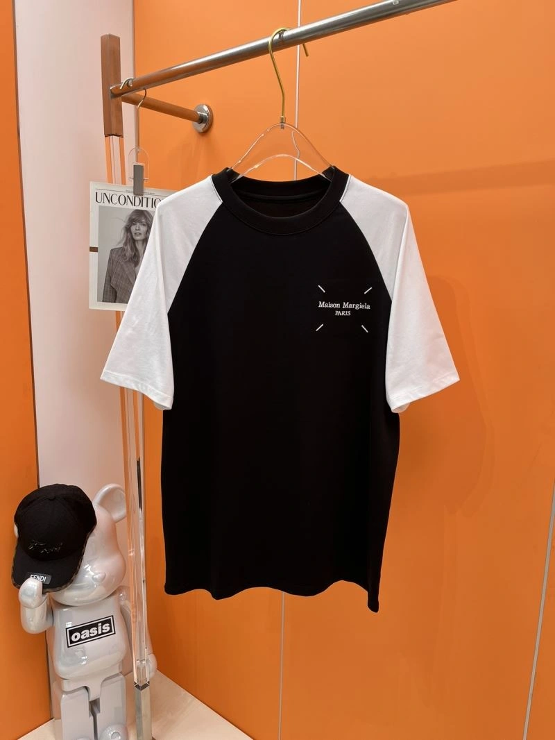 Maison Margiela T-Shirts Sleek 161486