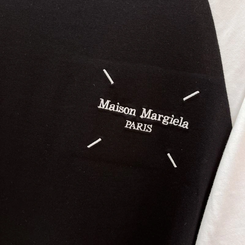 Maison Margiela T-Shirts Sleek 161486