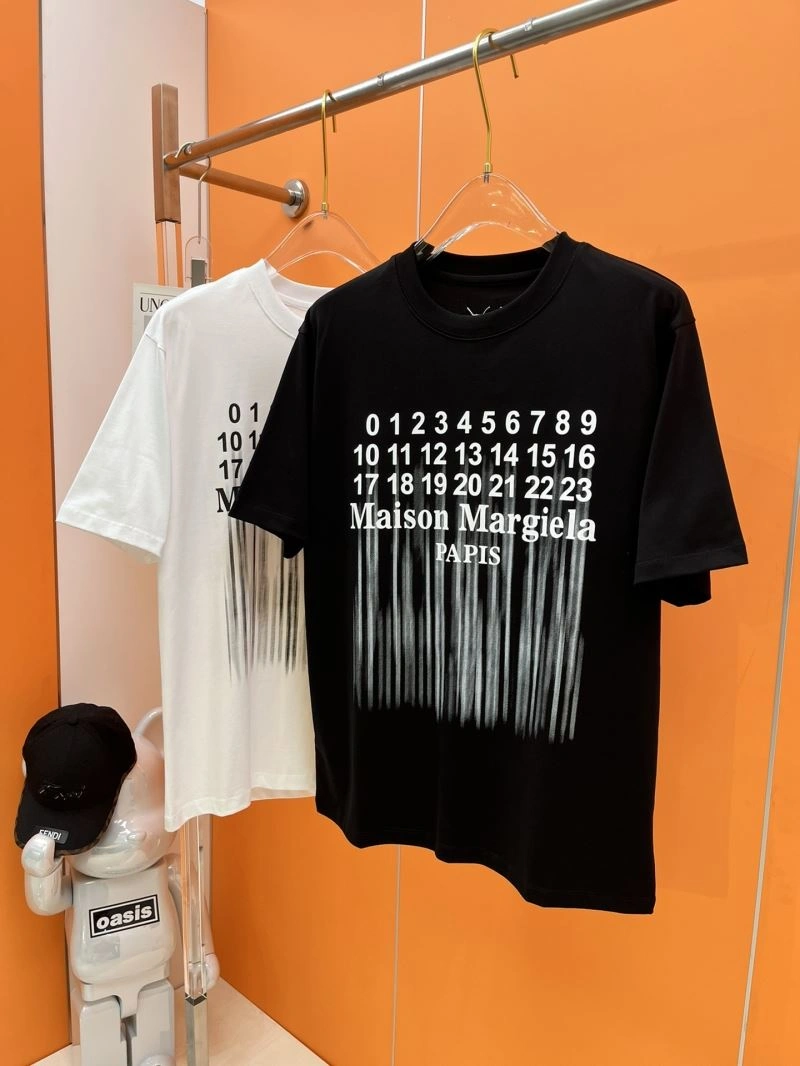 Maison Margiela T-Shirts Sleek 161422