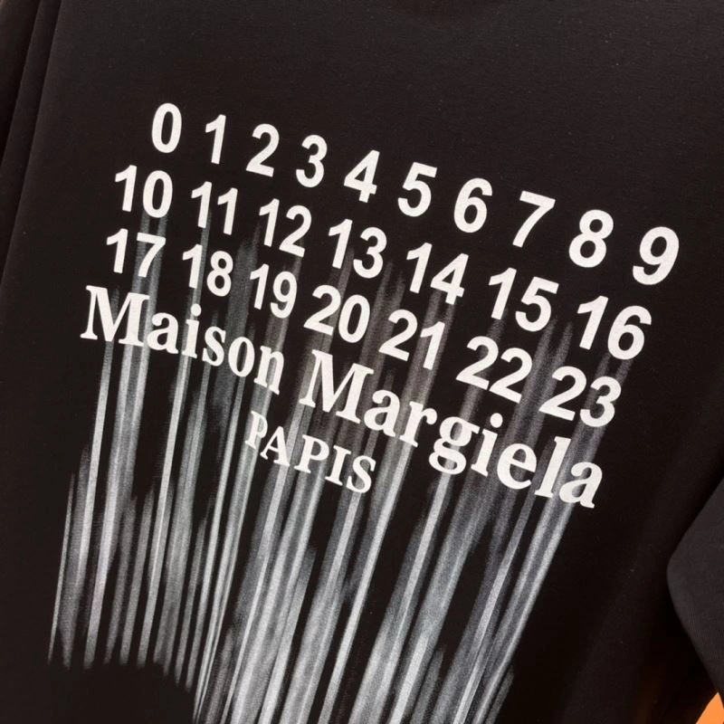 Maison Margiela T-Shirts Sleek 161422
