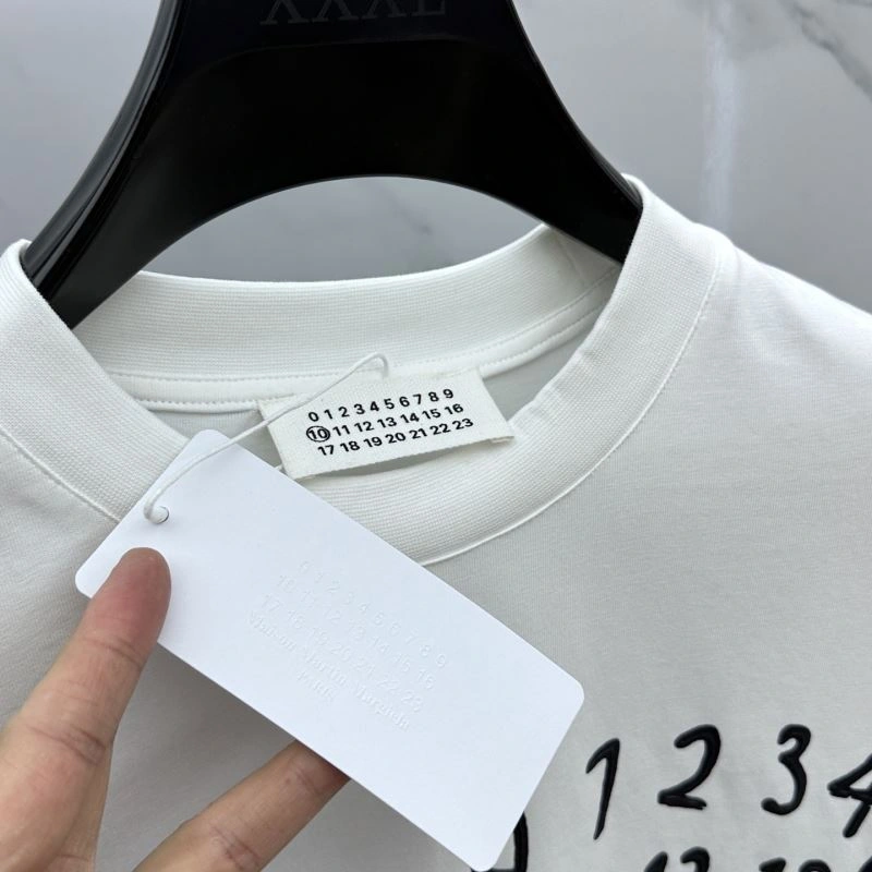 Snug Maison Margiela T-Shirts 161398